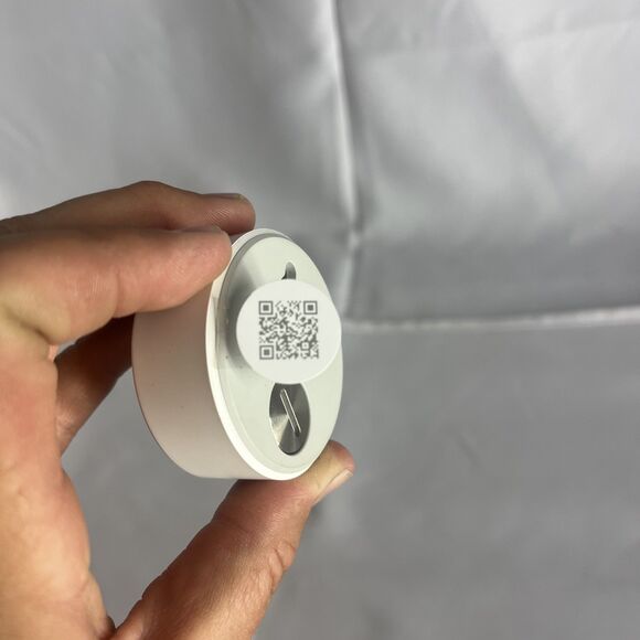 Google Nest T5000SF Temperature Sensor - White, Open Box - Picture 3 of 5